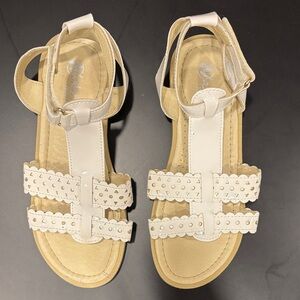 Naturino White and Tan Kids Sandals